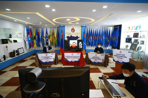 ШУУД: Нийгмийн даатгалын нэмэгдлийг эсэргүүцсэн цахим цуглаан болж байна